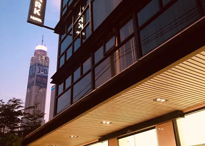 Hyde Park 酒店 3*